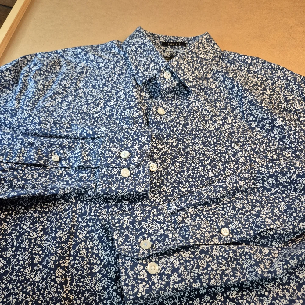 Banana Republic Navy Floral Button Down Shirt 3146/457